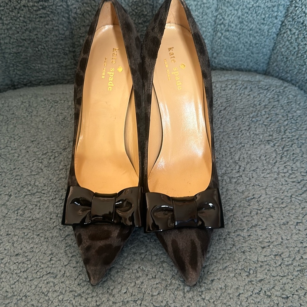 Kate Spade Leopard Bow pump size 6.5